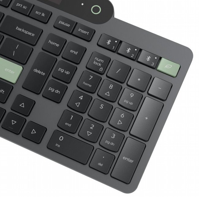 ����� ������� Lenovo Self-Charging Bluetooth Keyboard-Hebrew 212 4Y41R69511