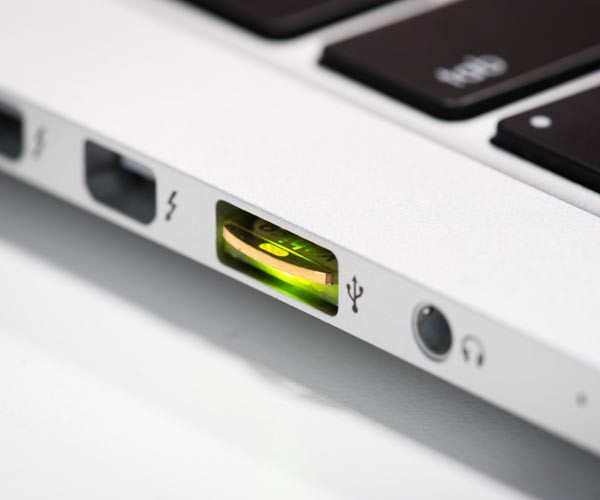 ���� ����� ����� YubiKey 5 NANO