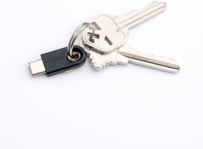 ���� ����� ����� YubiKey 5 NANO
