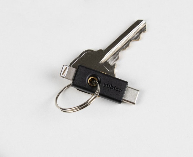 ���� ����� ����� YubiKey 5Ci USB-C & Lightning