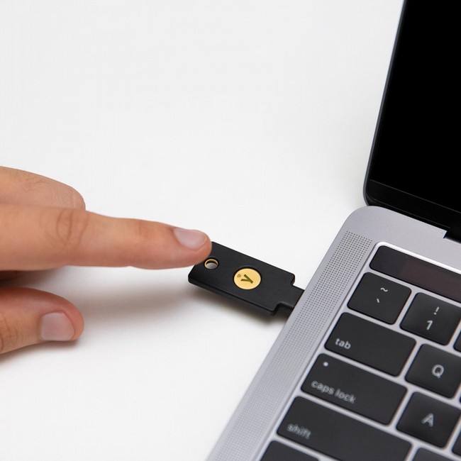 ���� ����� ����� YubiKey 5C NFC FIPS